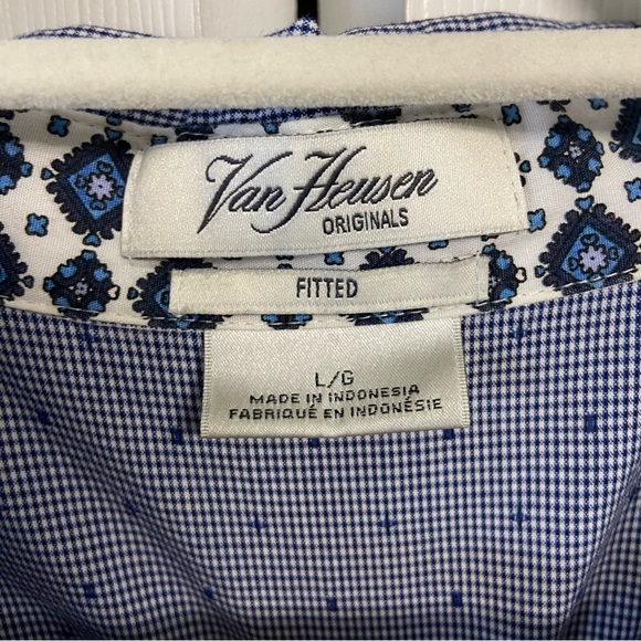 Van Heusen Women’s Navy And White Houndstooth Fitted Button Down Shirt Size L - Picture 3 of 7